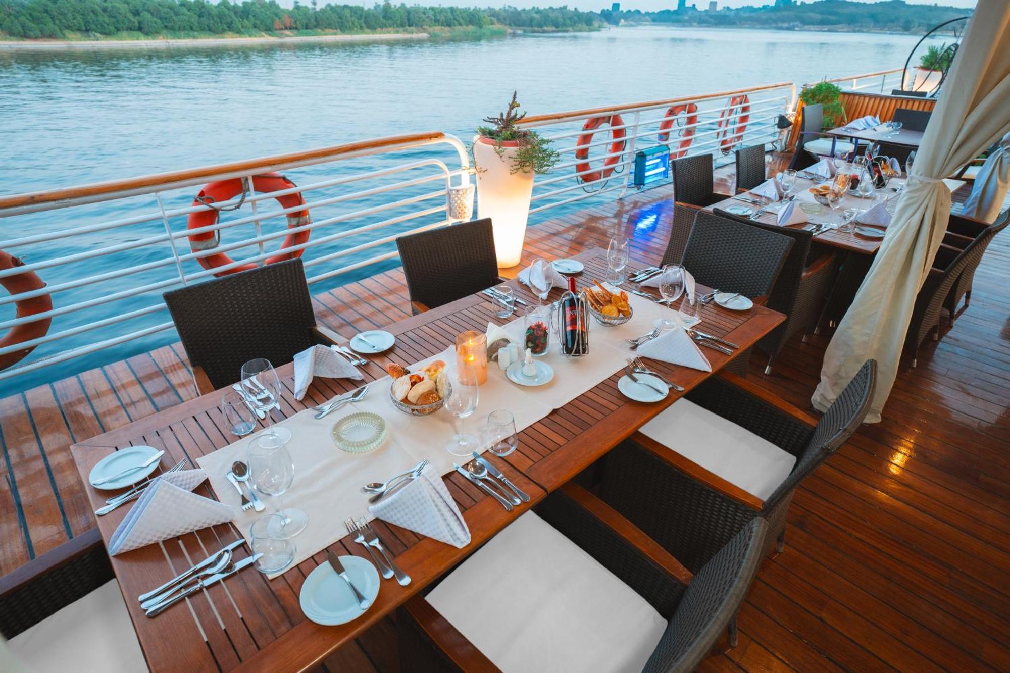 Acamar Nile Cruise - Every Monday From Luxor For 04 & 07 Nights - Every Friday From Aswan For 03 & 07 Nights Екстериор снимка